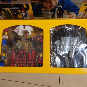 LEGO 6067 Guarded Inn Castle Series Lion Knights Vintage New Sealed Rare Set