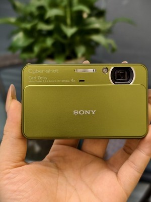SONY Cyber Shot DSC-T99 CCD 14.1MP 4x Optical Zoom Digital Camera green