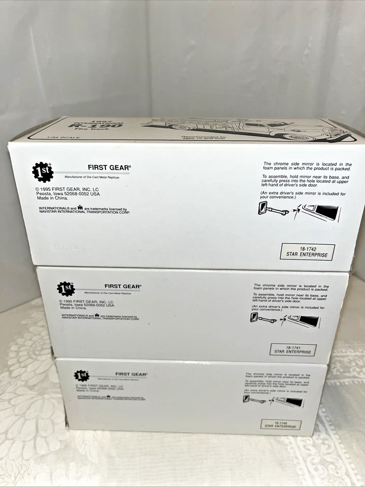 1st Gear Texaco Star Enterprise 1957 International R-190 Fire Truck Pumper Set - Image 4 of 4