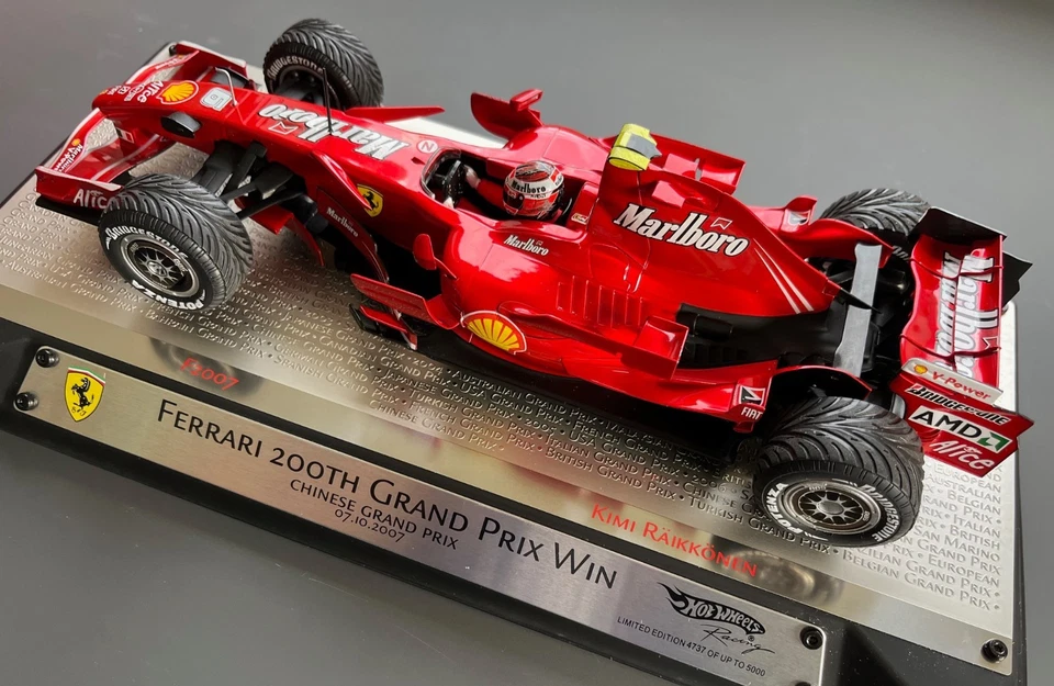 KIMI RAIKKONEN F 2007 FERRARI 200 WINS 1/18 CHINA SHANGHAI GP WORLD CHAMPION NEW - Image 4 of 4