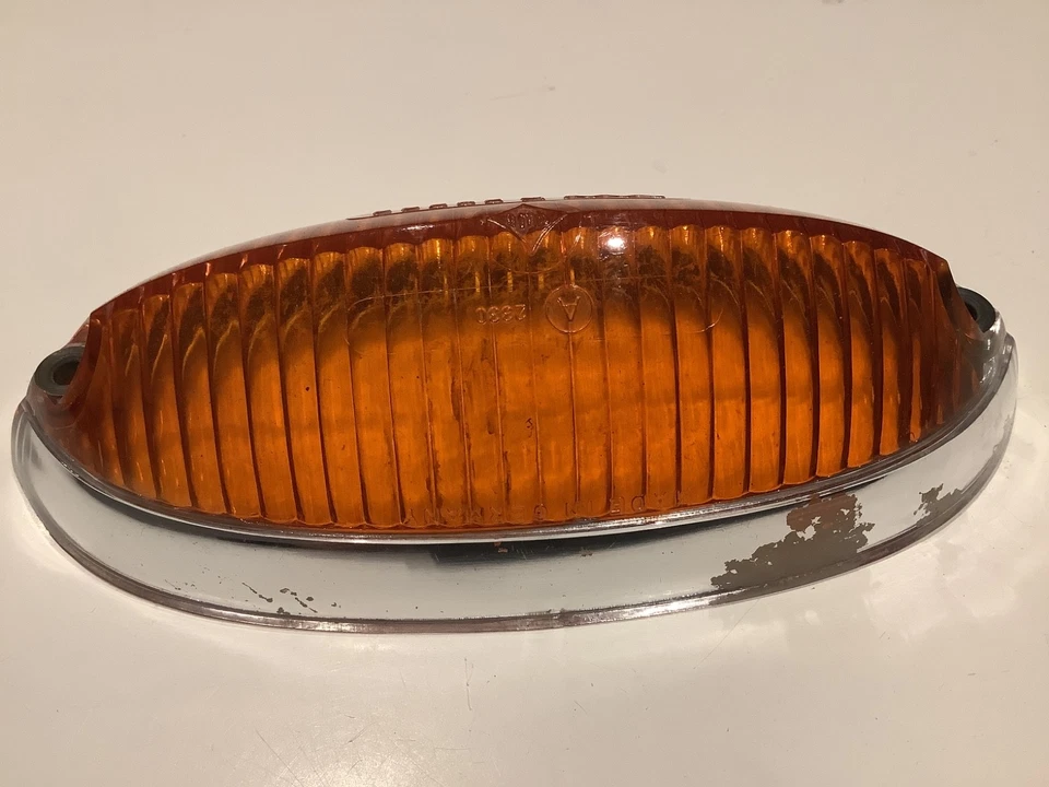 Ford Taunus 12 M feu clignotant SWF K23244 - Immagine 2 di 4