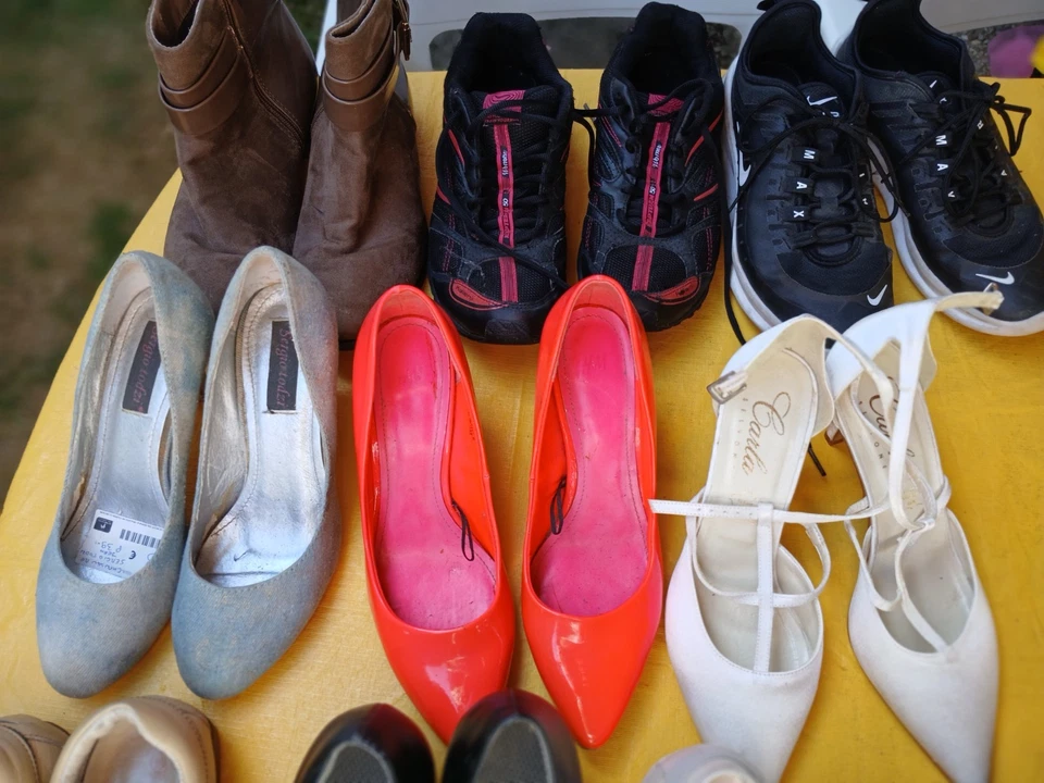 Geox Lot chaussures femme 39 décontracté cuir & synthétique multicolore - Photo 3/4