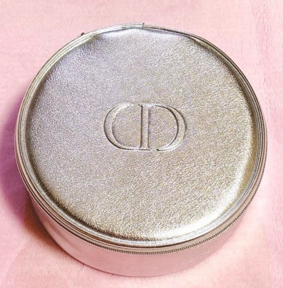 Christian Dior Nouveauté Vanity pochette ronde étui sac argent CD JAPON neuf cadeau