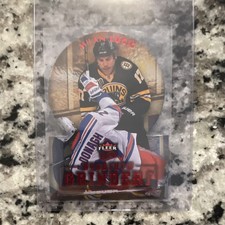 Fleer 2014-15 Ultra Hockey Gongshow Grinders GG-14 Milan Lucic Bruins NHL