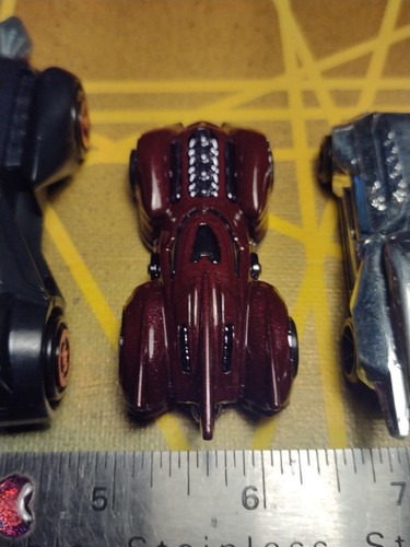 Hot Wheels- DC Comics Lot of 3 Batman Batmobile Plus 1 McDonald's Batmobile - Picture 14 of 16