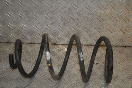 NISSAN MICRA IV (K13) 1.2 Feder rechts hinten Hinterachse