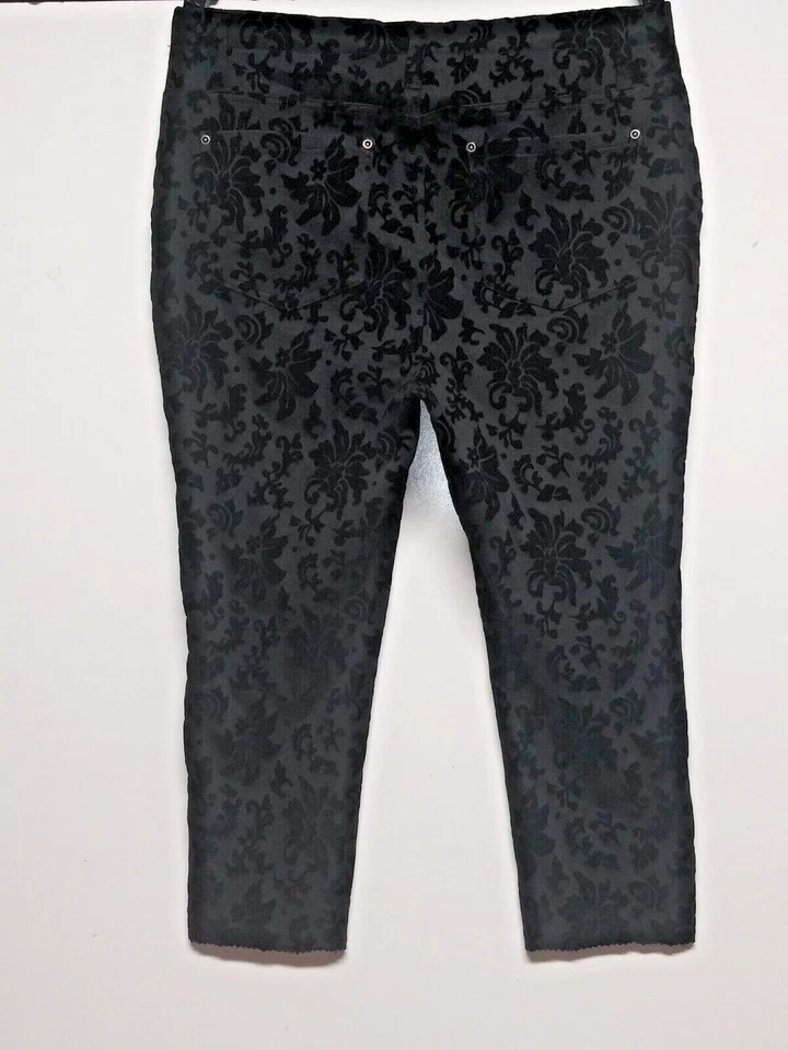Womens baroque pants flock print black 1X ( 16W) stretch Faded Glory tapered EUC - Image 2 of 4