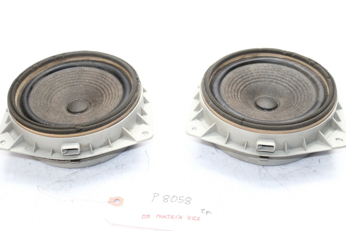マルボーロ 2003-2008 TOYOTA MATRIX XRS COROLLA FRONT OEM DOOR SPEAKER LEFT