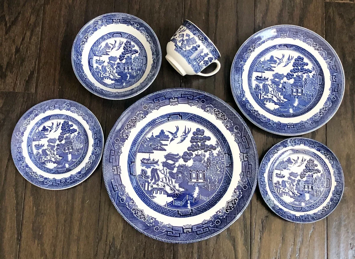 Johnson brothers top china blue willow