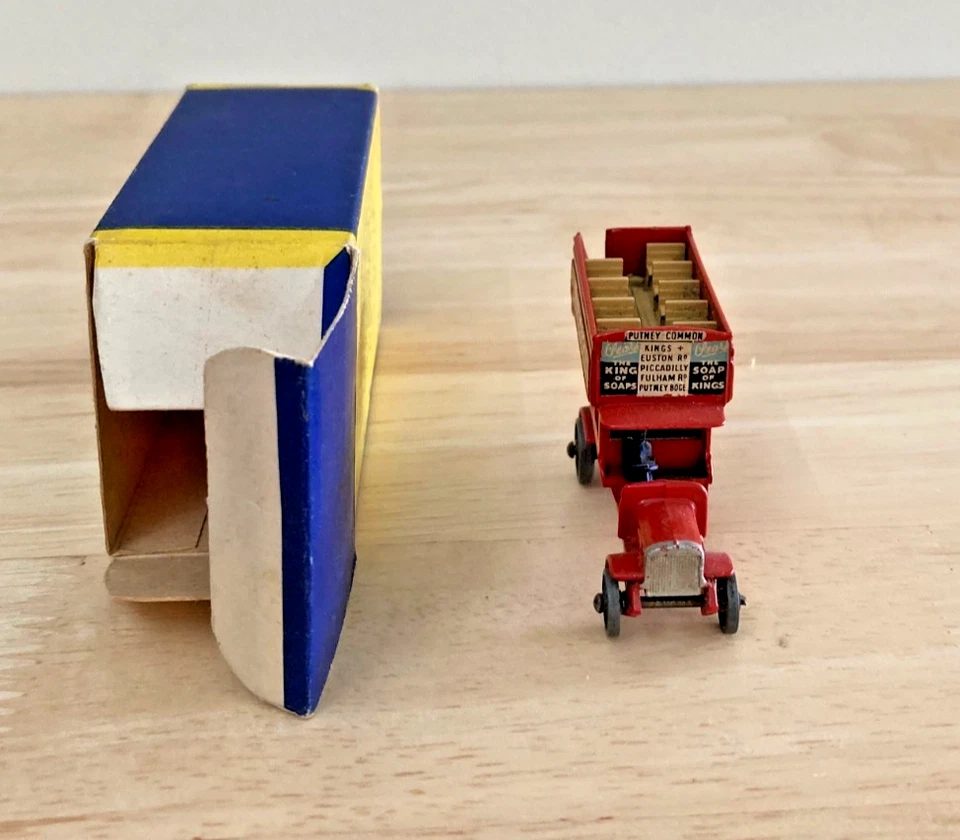 Matchbox Models of Yesteryear B Type Bus 1912 - 1920 No. 2 England c 1957 - Image 2 of 4