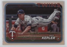 2024 Topps Series 2 Rainbow Foil Max Kepler #445 sl3
