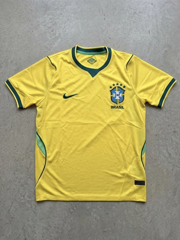 Maillot de l'équipe du Brésil Domicile Jaune Coupe du Monde 2026 Taille S - Photo 1/2