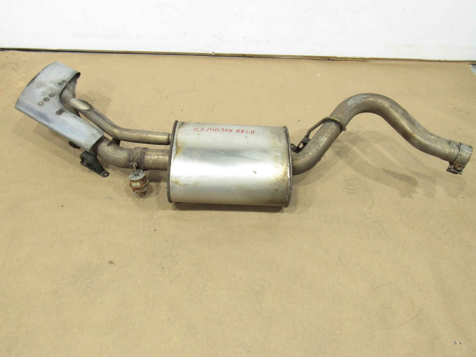 10-20 Bentley Mulsanne 2012 Rear Left Muffler Silencer Exhaust Pipe Tube Y2