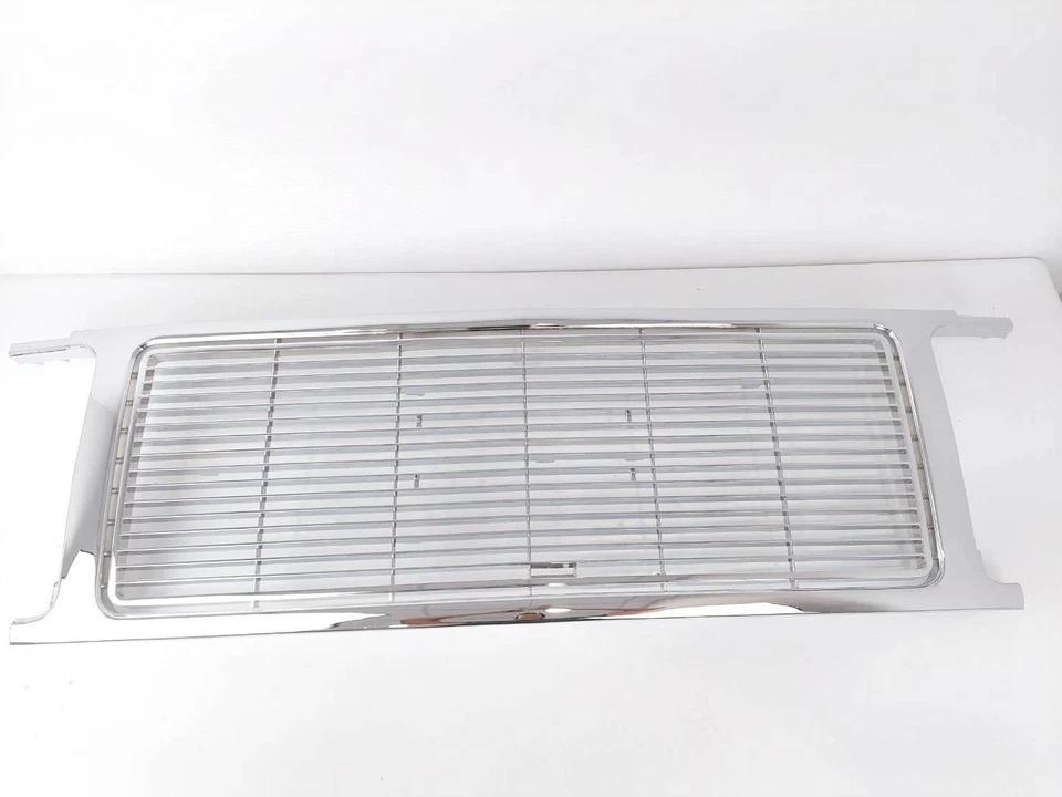 Fits 1989-1991 GMC C1500 C2500 PICKUP New Front Grille Assembly Chrome Plastic - Image 3 of 4