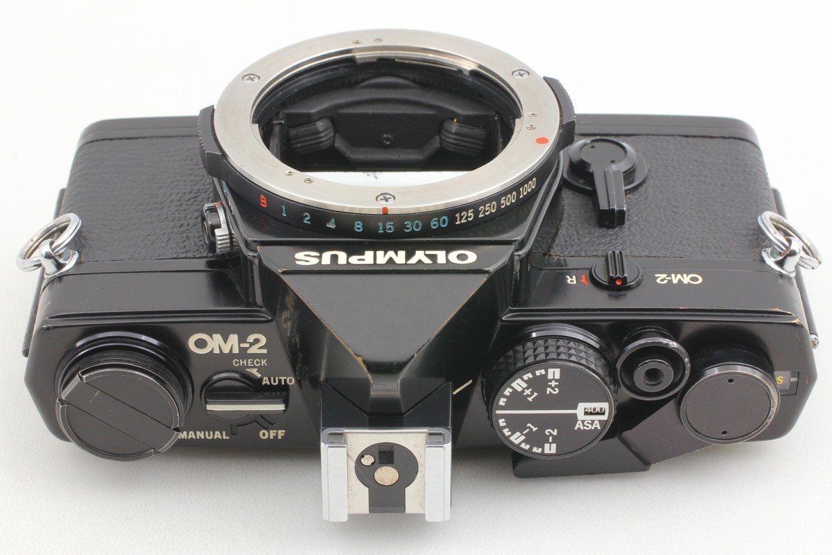 Olympus OM-2 Black + F.ZUIKO 50mm F/1.8 Olympus OM-2 Black + F.