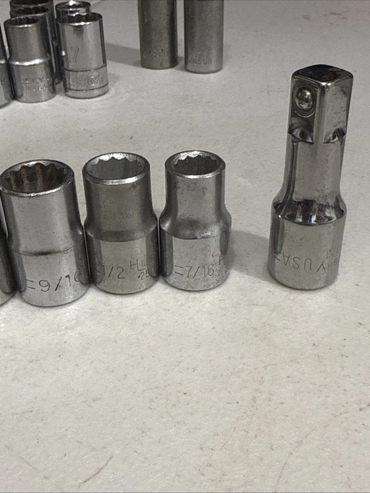 VINTAGE HUSKY 1/2" DRIVE 9 Piece Socket Set - 12 point - SAE - Made in USA - Image 4 of 4