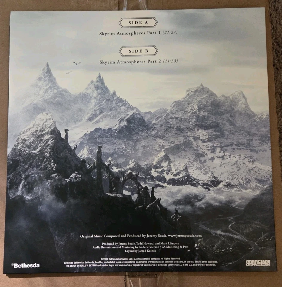 The Elder Scrolls V Skyrim Atmospheres LP Blue Glow Dust Filled Variant In Hand - Bild 3 von 4