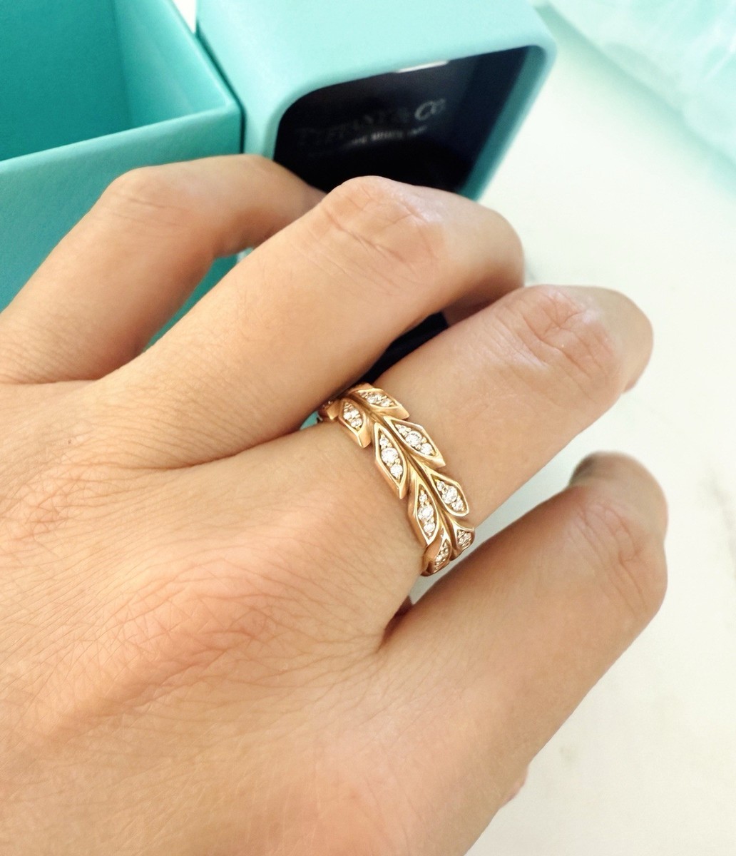 Tiffany & Co. 18K 750 Rose Gold Victoria Vine Diamond 6mm Double