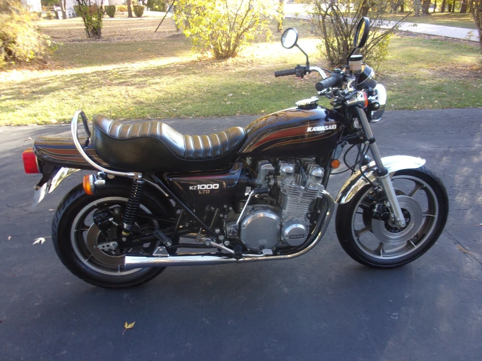 1977 Kawasaki KZ1000  - Image 4 of 4