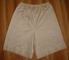 Vintage Vanity Fair M Beige 20 in. Long Silky Pettipants Leg Slip Panty Bloomer
