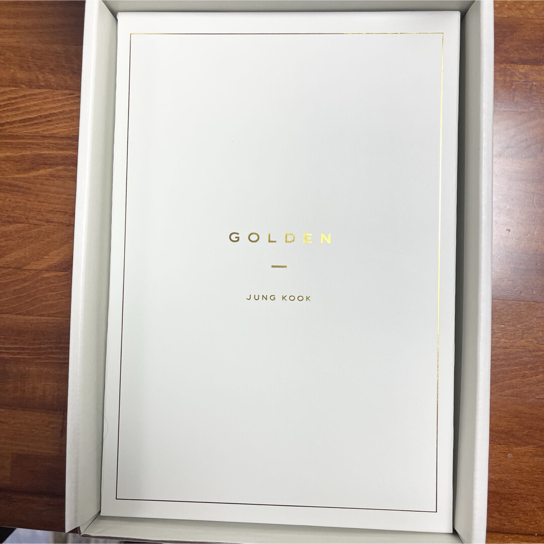 【BTS】MARCH BOX 18 GOLDEN JUNG KOOK BTS MERCH BOX 18 Golden Box Jungkook Army Official