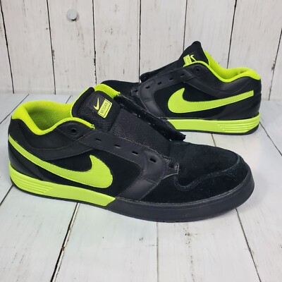 Nike Mogan 3 Athletic Shoes Mens Sz 9.5 Black Green Volt Suede 487947-070 *Read*