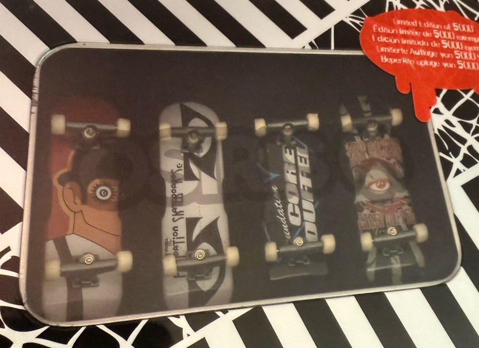 Tech Deck Tin Box Osiris 4 Finger Skateboard Corey Duffel Limited Edition New