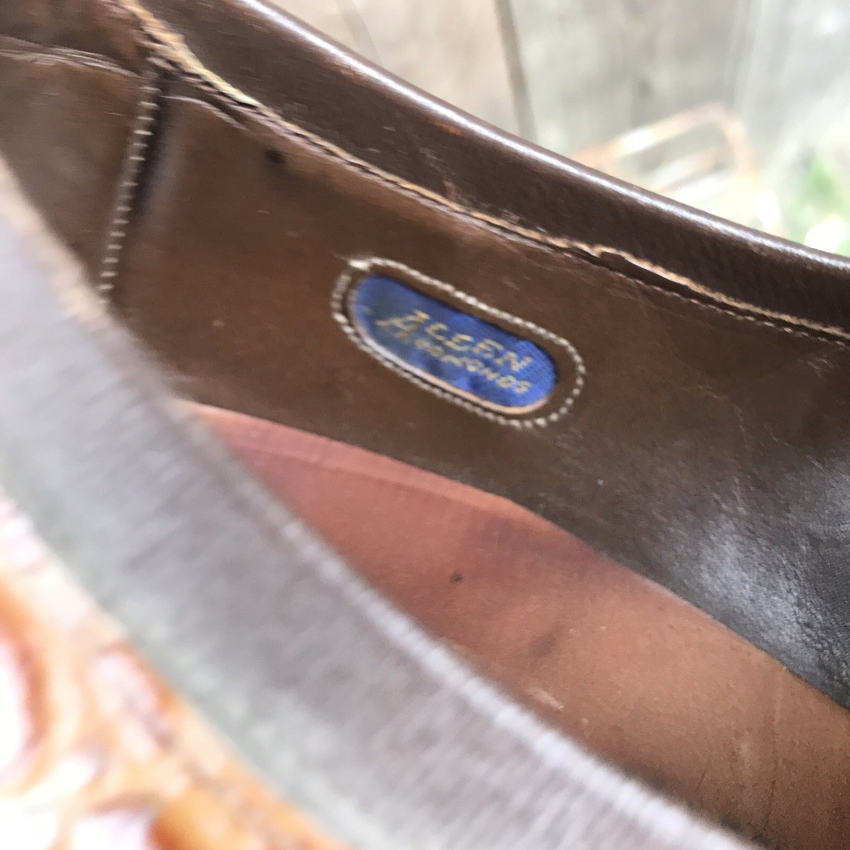 VTG 70s Allen Edmonds Malibu Alligator Patent Leather Bit  display picture 3