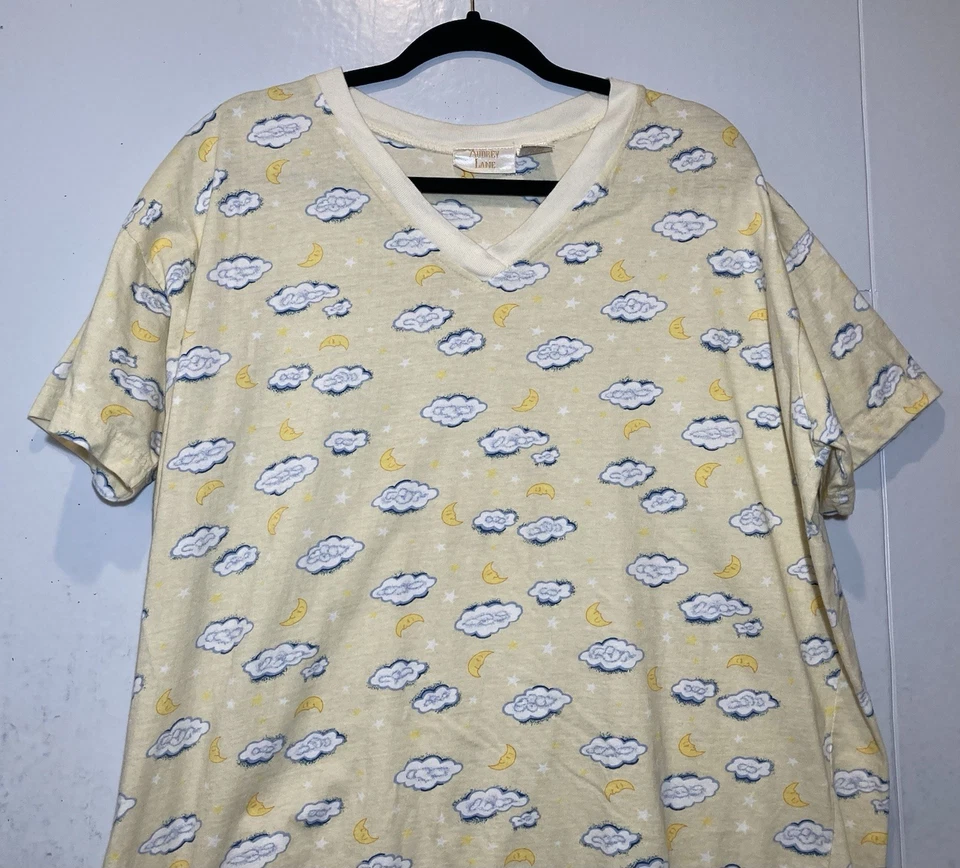 Camisa de Noche Dormir Nubes Estrellas Luna Amarilla Audrey Lane De Colección Talla Única Años 90 Foto 3 de 4