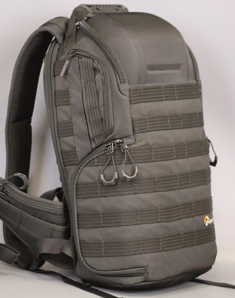 Mochila modular Lowepro ProTactic 350 AW II con cubierta para todo tipo de clima para LaBlack Foto 3 de 3