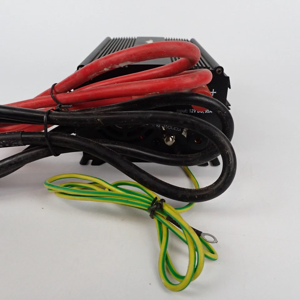 Convertidor de potencia Schumacher PC-1000 1000 W inversor 12 V CC a 120 V CA - sin probar Foto 4 de 4