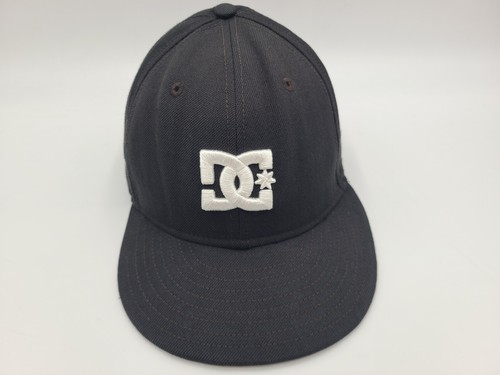 DC Shoes New Era 59Fifty Fitted 7 3/8 Hat Cap Skate Skateboard Men Black White