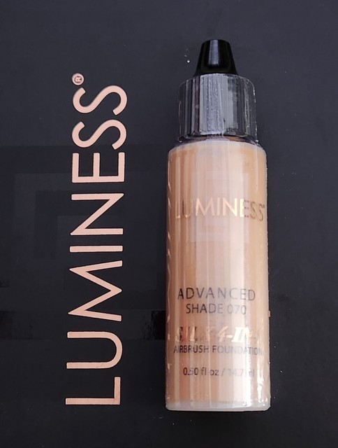 Luminess Air Silk 4-in-1 Airbrush Foundation Advanced Shade 070 .50fl oz Luminess Air Silk 4-in-1 Airbrush Foundation Advanced Shade 070 .50fl oz