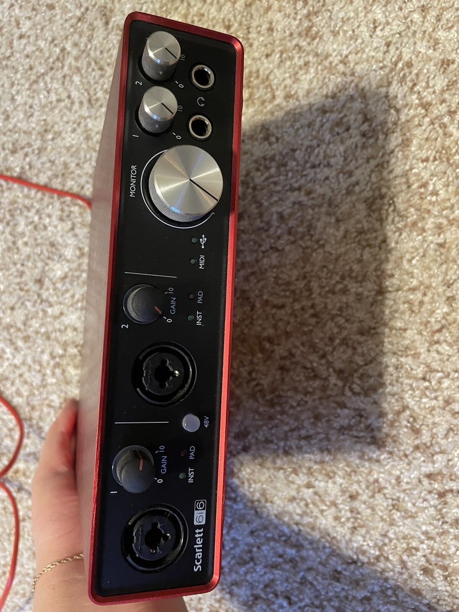 Focusrite Scarlett 6i6 ２nd Gen Focusrite Scarlett 6i6 USB Audio Interface - 2nd Gen