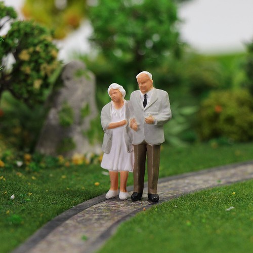 20pcs O Gauge People 1:43 Scale Painted Standing Figure Different Poses P4308 - Picture 6 of 9