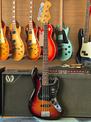Fender Player II Jazz Bass Limited Edition 2025 - Sparkle 3-Color Sunburst