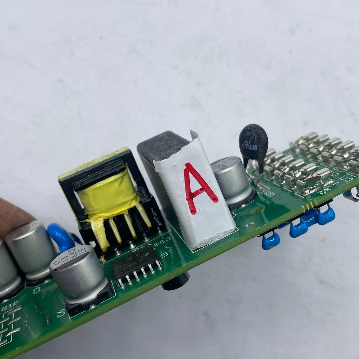 UNIVERSAL P22276-198-001-0 Circuit Boards J19 MTG4 LFC 