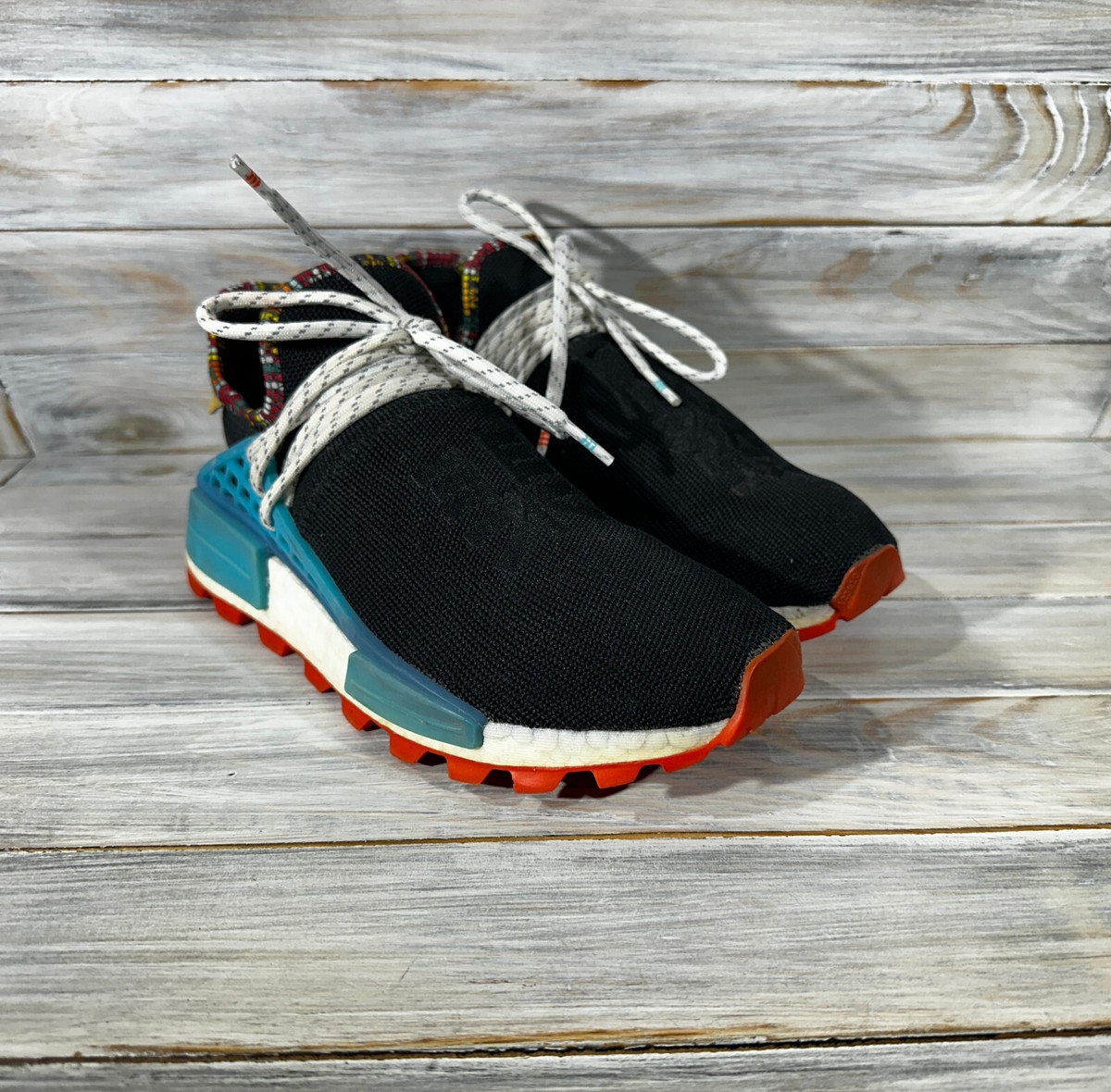 adidas gazelle silver green womens adidas x Pharrell Solar Hu – stormfashion.dk main image 1