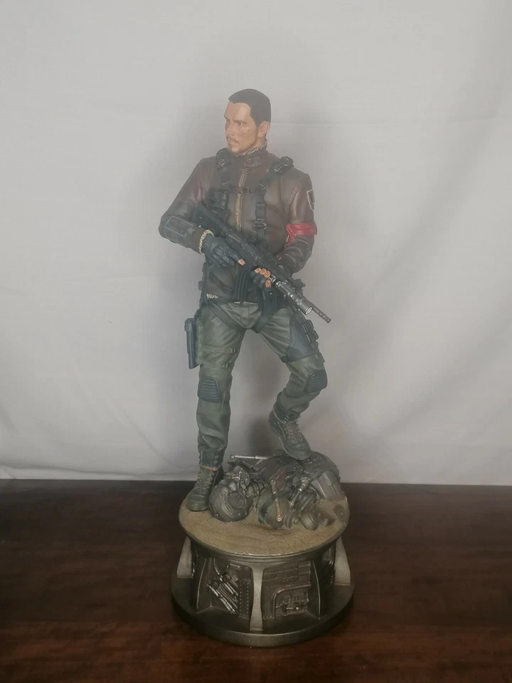 Sideshow Terminator Salvation John Connor Premium Format 1/4 Scale Statue - Image 2 of 4
