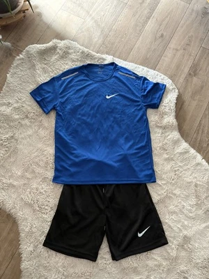 Ensemble Nike - Photo 1/3