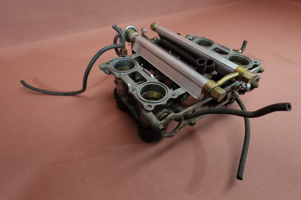 Carrocerías del acelerador Honda Interceptor 800 VFR800 1998-2001 Foto 2 de 4