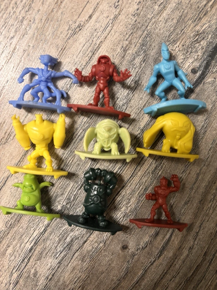 Ben 10 Omniverse Omnitrix Challenge 9 figuras SOLO lanzamiento juego de rol Bandai Foto 2 de 4