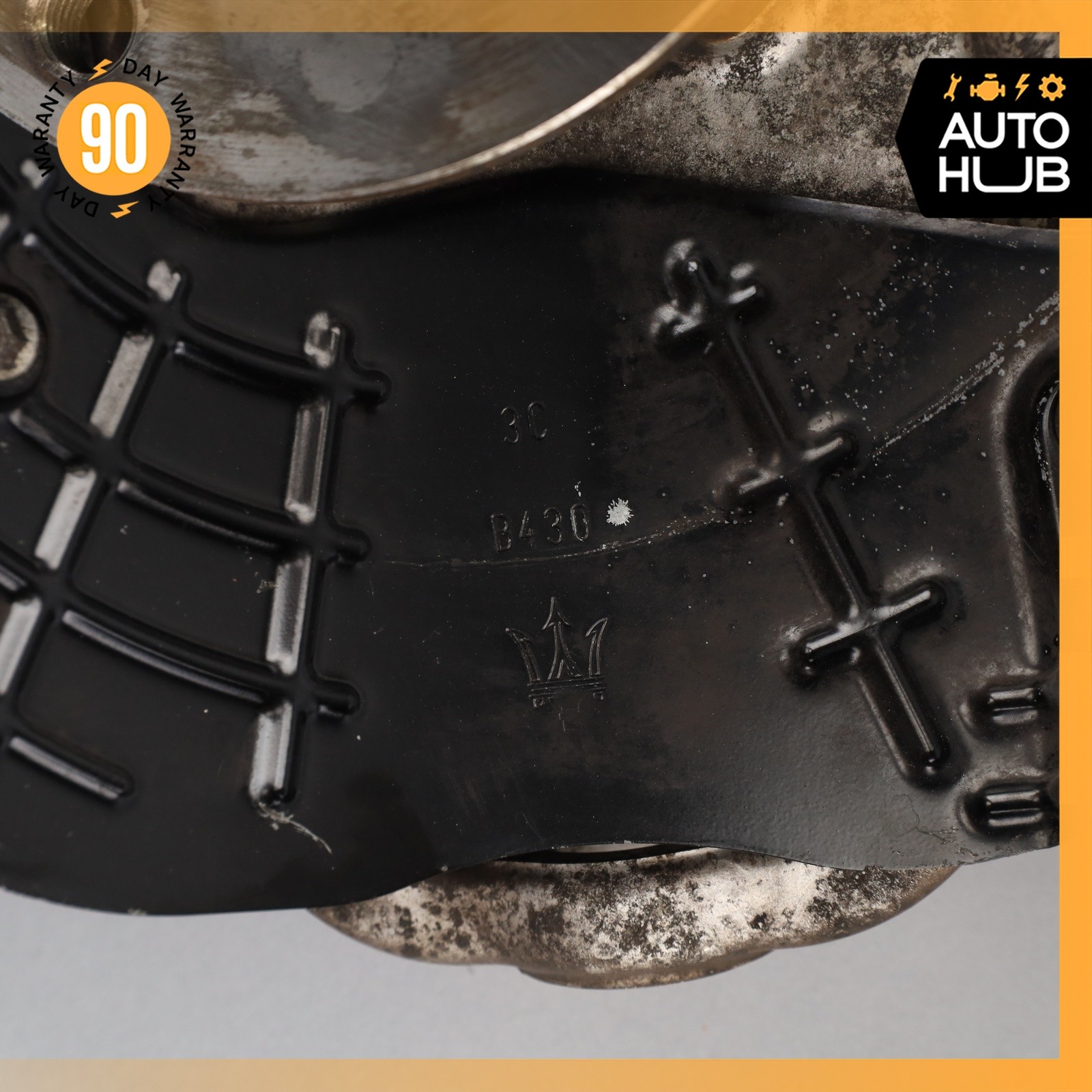 Maserati Quattroporte 2014-2016 Front Right Steering knuckle
