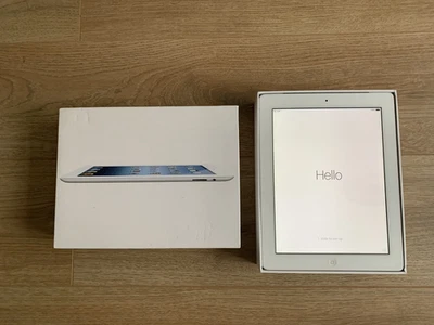 Apple iPad (3rd generation) · 64GB · Cellular