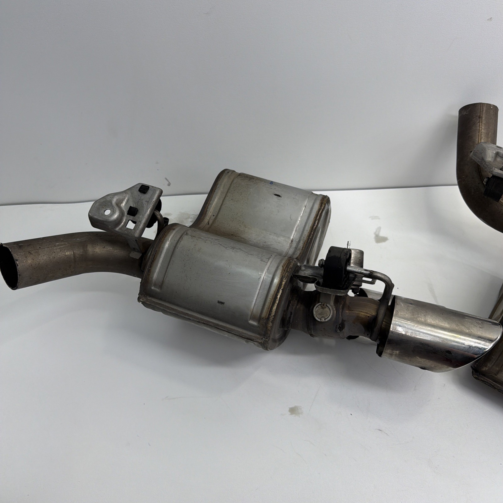 🟢2014 - 2021 Maserati Ghibli Rear Right & Left Exhaust Muffler Tip OEM🟢