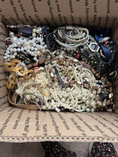 Broken Jewelry With  Odds And Ends Of Various Craft Pieces Lot 12.10 Pounds