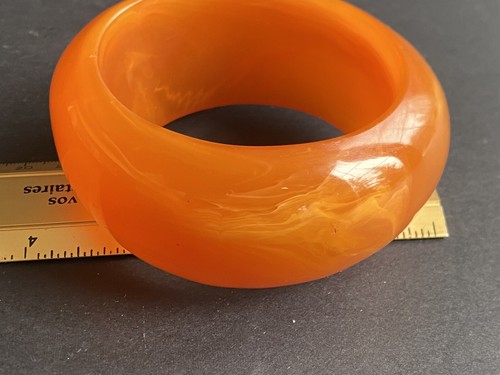 Vintage Bakelite Bangle Bracelet Marbled Butterscotch 1 1/4” Wide Stunning - Picture 6 of 10