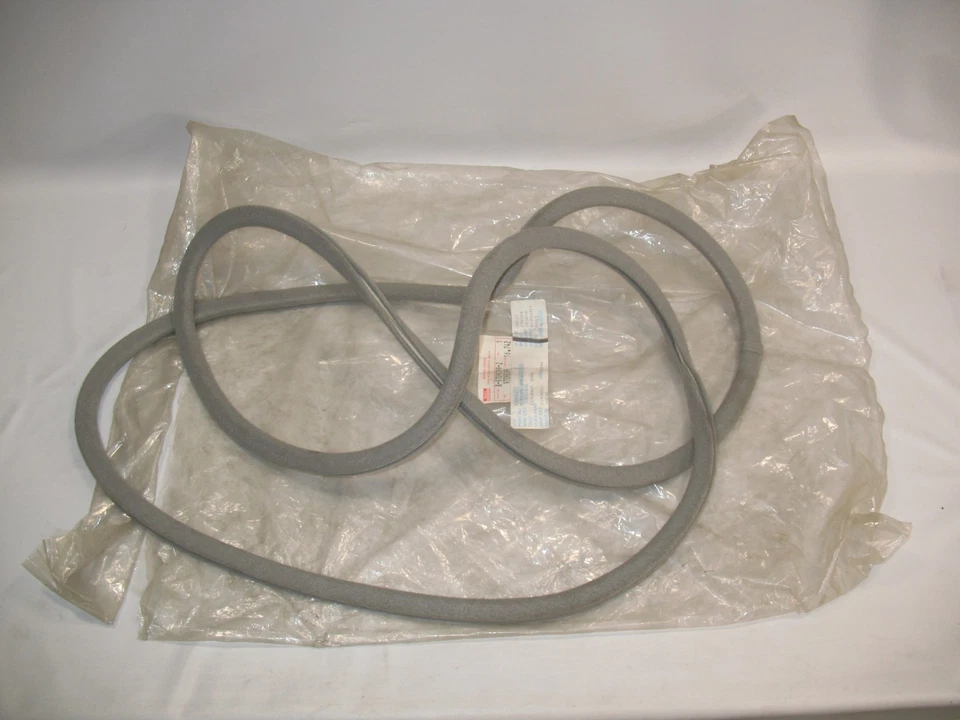 New OEM 1995-2002 Isuzu Trooper Acura SLX Interior Sunroof Trim Moulding Finish - Image 2 of 4