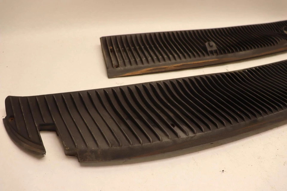 1999-2024 FORD E350 SUPER DUTY FRONT WINDSHIELD WIPER COWL GRILLE COVER OEM - Image 4 of 4