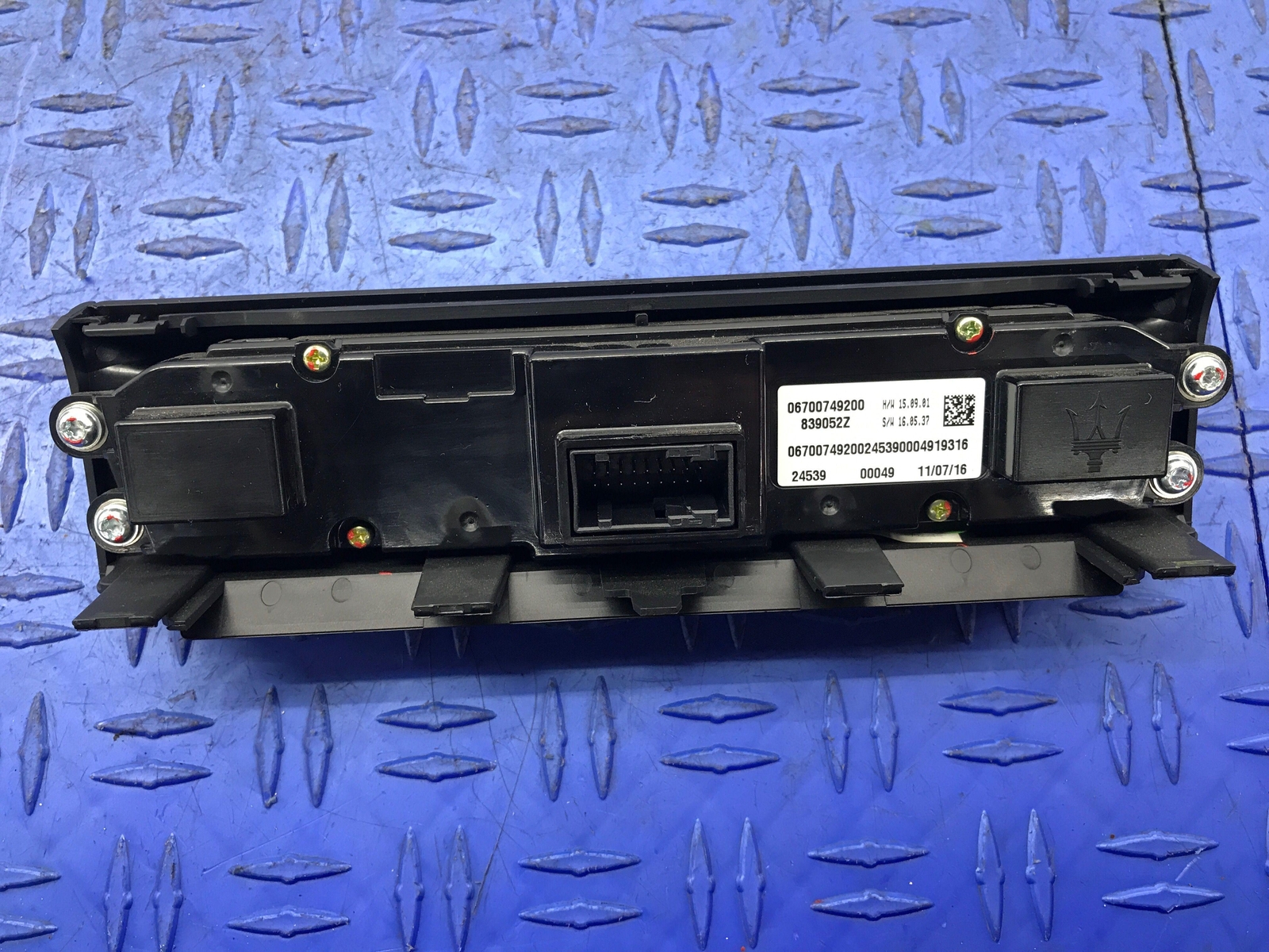 2017-2021 MASERATI QUATTROPORTE TEMPERATURE CLIMATE CONTROL PANEL 06700749200